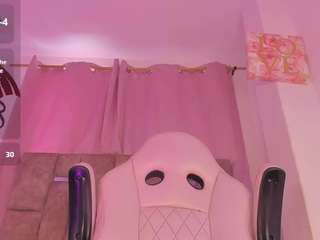 mia-royal — Camsoda recorded stream image, 06.04.2026 17:10