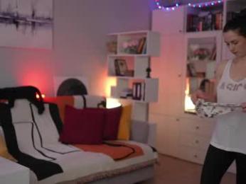 _blackbee_ — Chaturbate recorded stream image, 07.04.2026 09:10