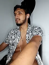 mosmar_20 — Stripchat recorded stream image, 07.04.2026 21:20