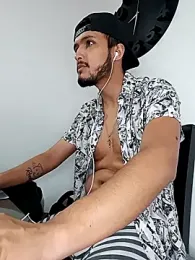 mosmar_20 — Stripchat recorded stream image, 07.04.2026 21:20