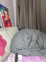 Lola_Hale — Stripchat recorded stream screenshot (08 Apr 2026)