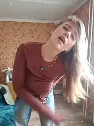 PrettieKate — Stripchat recorded stream image, 09.04.2026 12:00