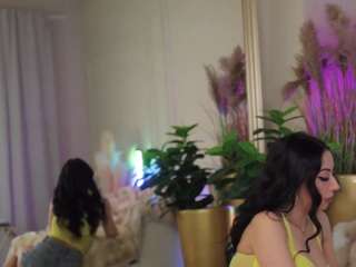 anaisbloom — Camsoda recorded stream image, 09.04.2026 19:20