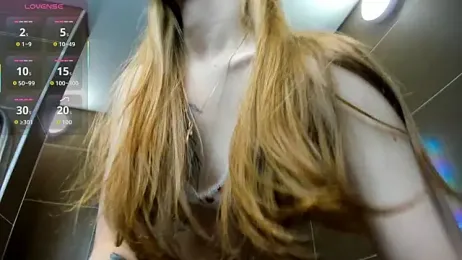 Katy_Midocalm — Stripchat recorded stream image, 10.04.2026 08:10