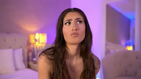 OhhAisha — Stripchat recorded stream screenshot (10 Apr 2026)