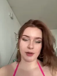 MaribelRiver — Stripchat recorded stream image, 10.04.2026 13:10