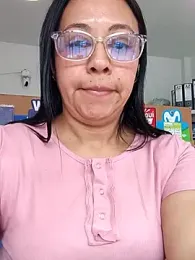 Violeta-Stationery_7 — Stripchat recorded stream image, 10.04.2026 13:30
