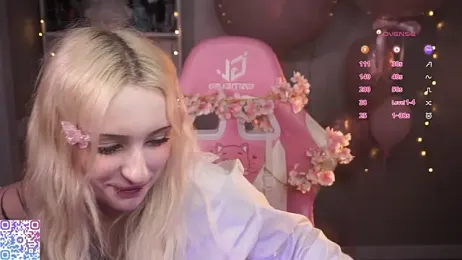 hikmurr — Stripchat recorded stream image, 10.04.2026 19:20