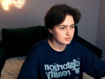 kebesheska — Chaturbate recorded stream screenshot (10 Apr 2026)