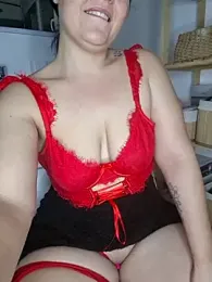 Xladycharme — Stripchat recorded stream image, 11.04.2026 00:10