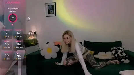 Britney_Lynch — Stripchat recorded stream image, 10.04.2026 19:20