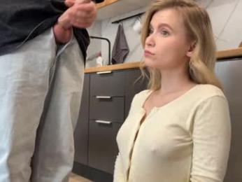 adele_nick2202 — Chaturbate recorded stream screenshot (11 Apr 2026)