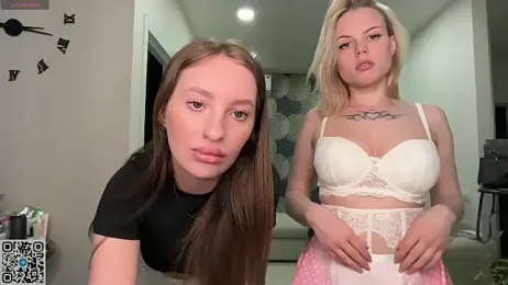elloriah — Stripchat recorded stream image, 11.04.2026 17:20