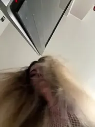 nicole_98 — Stripchat recorded stream image, 12.04.2026 15:00