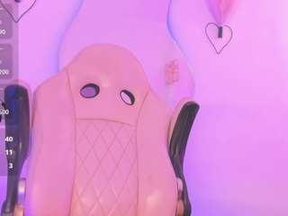 mia-royal — Camsoda recorded stream image, 12.04.2026 11:40