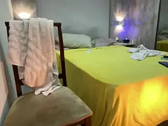 CasadoLutadorBigStuds — Stripchat recorded stream screenshot (12 Apr 2026)