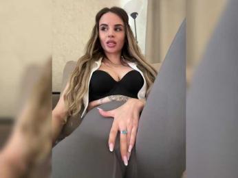 LedyMiya — Bongacams recorded stream image, 13.04.2026 02:30