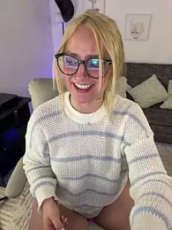 Megan_lu2 — Stripchat recorded stream screenshot (13 Apr 2026)