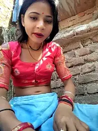 R_Roshni — Stripchat recorded stream image, 13.04.2026 09:30