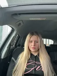 Holly-Glamour — Stripchat recorded stream image, 13.04.2026 10:40