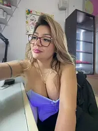 DIANITA_1988 — Stripchat recorded stream image, 13.04.2026 14:00