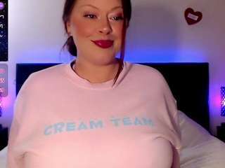 crystalcream — Camsoda recorded stream image, 01.02.2025 18:00
