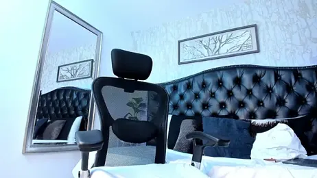 Lander_Cruz — Stripchat recorded stream image, 13.04.2026 20:40