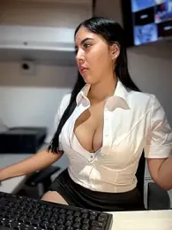 Sofia_Collins- — Stripchat recorded stream image, 14.04.2026 00:00