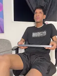 Miguel_bigcock — Stripchat recorded stream image, 14.04.2026 01:30