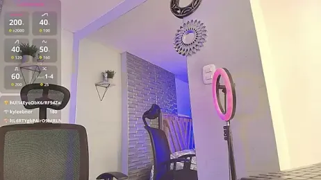 ARON_TAYLER01 — Stripchat recorded stream image, 14.04.2026 10:30