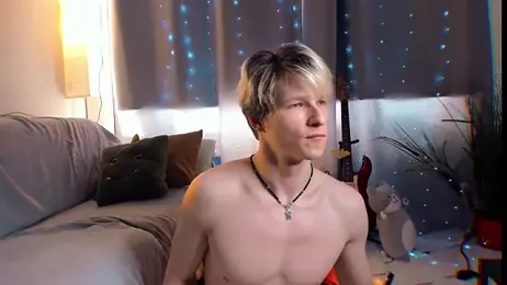 Breston_Sweet — Stripchat recorded stream image, 14.04.2026 11:00