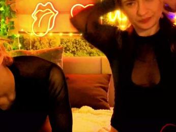 2Laski2 — Bongacams recorded stream image, 14.04.2026 18:40