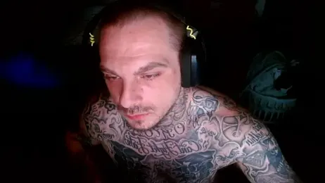 DADDY_KANE8--- — Stripchat recorded stream image, 14.04.2026 21:50