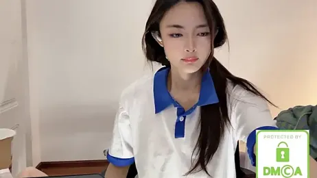 Nivaria- — Stripchat recorded stream image, 15.04.2026 06:10