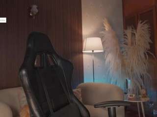 kateowens — Camsoda recorded stream image, 15.04.2026 12:00