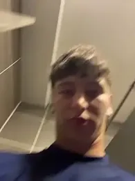 ARON_LUXX — Stripchat recorded stream image, 15.04.2026 16:00