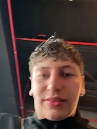 ARON_LUXX — Stripchat recorded stream image, 15.04.2026 16:00