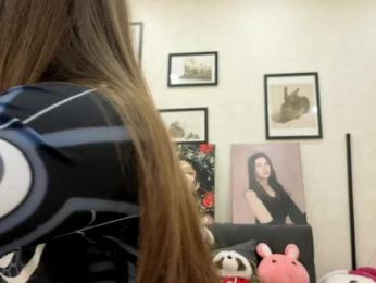 dolly-ll — Bongacams recorded stream screenshot (15 Apr 2026)