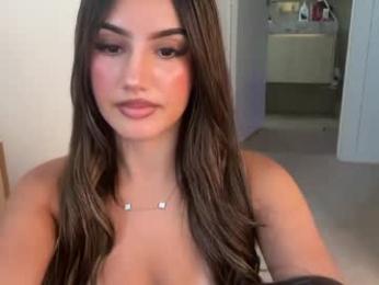 ava_delightt — Chaturbate recorded stream screenshot (16 Apr 2026)