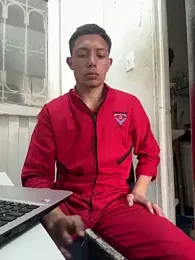 santiObrero — Stripchat recorded stream image, 16.04.2026 19:30