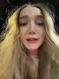 bambi_lu — Stripchat recorded stream screenshot (16 Apr 2026)