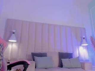 kiimthompson — Camsoda recorded stream image, 16.04.2026 20:50