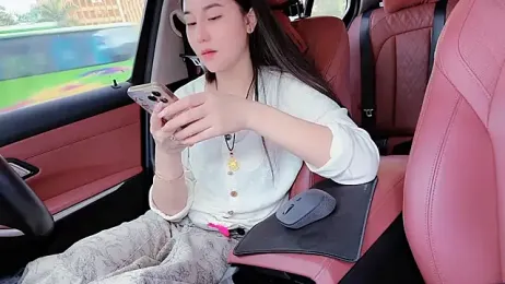 newwell — Stripchat recorded stream screenshot (16 Apr 2026)