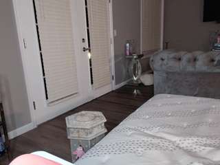 lalakoi1 — Camsoda recorded stream image, 17.04.2026 01:10