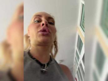 Tvoyasamka77 — Bongacams recorded stream image, 17.04.2026 06:50