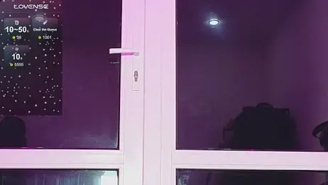 Misss_Vikk — Stripchat recorded stream screenshot (17 Apr 2026)