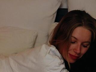Emma Wilde — Flirt4free recorded stream image, 17.04.2026 14:30
