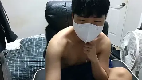 gydnjs0919 — Stripchat recorded stream image, 18.04.2026 10:00