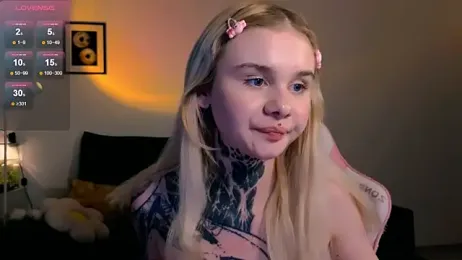 Britney_Lynch — Stripchat recorded stream image, 18.04.2026 17:50