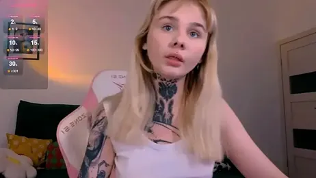 Britney_Lynch — Stripchat recorded stream image, 18.04.2026 17:50